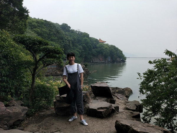 张霞露老师